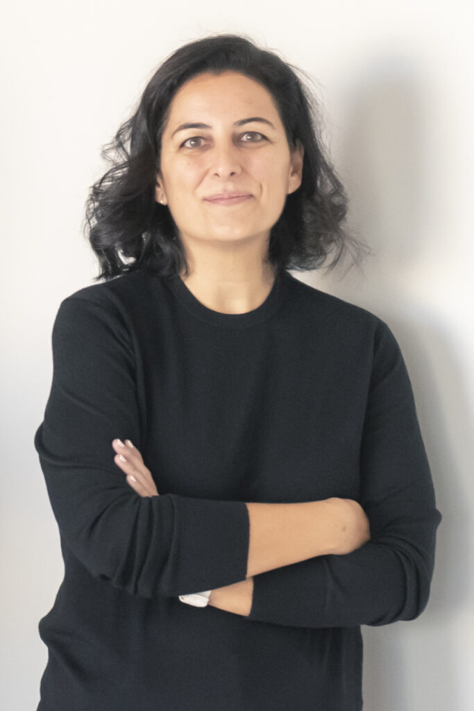 rosario segado foto perfil medio cuerpo arquitecta