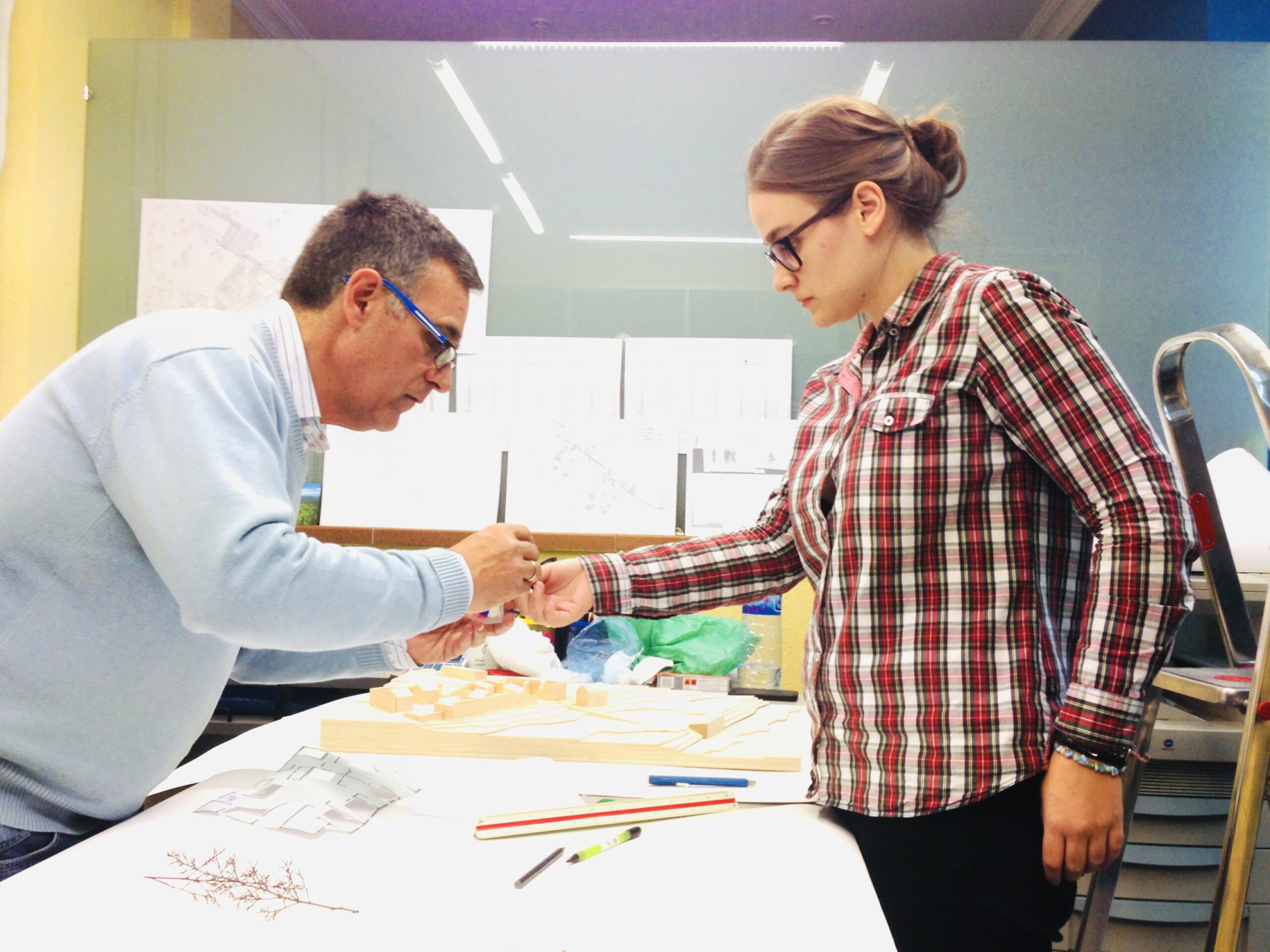 juana segado biografía arquitectura maqueta universidad navarra jánovas árboles madera