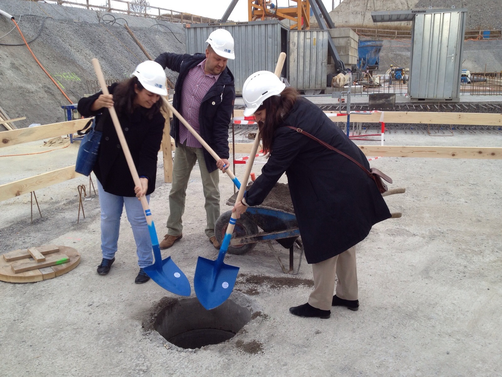 suurstoffi biografía rosario segado comienzo obra primera piedra sinisa vugrin michela pestoni rotkreuz suiza