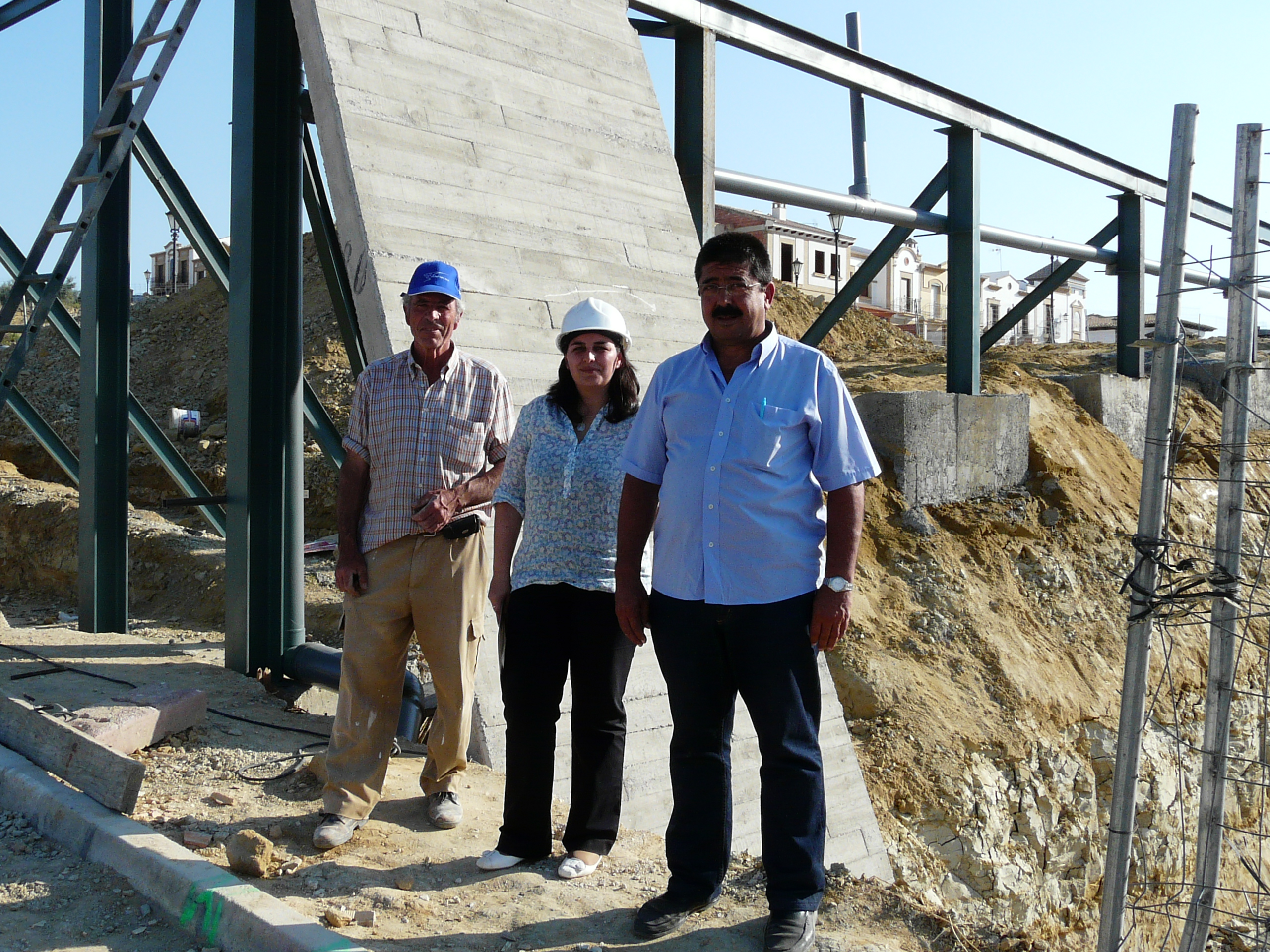 rosario segado biografía dirección obra plaza cantarerías hormigón prefabricado textura madera constructores