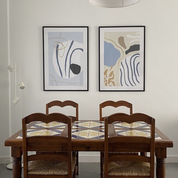 reforma vivienda gaditana puerto de santa maría cádiz segado arquitectos diseño interior tonos neutros luz espacio comedor azulejos madera