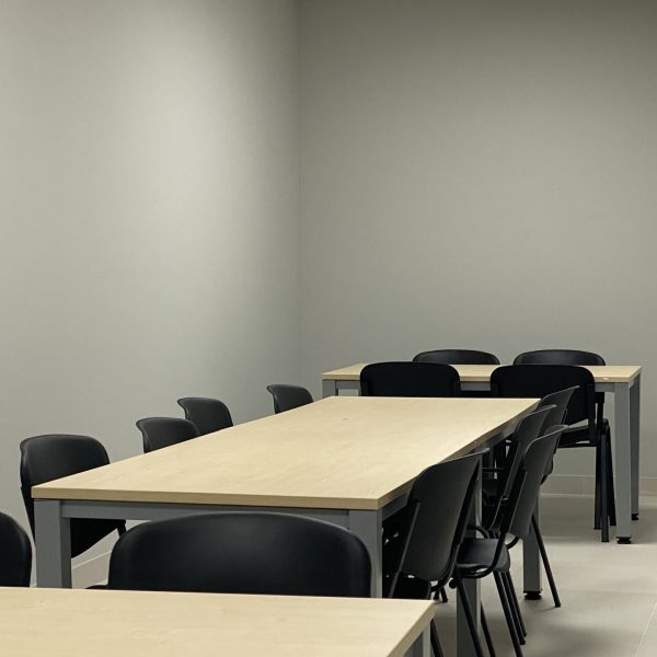 arjonilla centro sociocultural segado arquitectos diseño fachada plaza acceso día ladrillo visto cristaleras